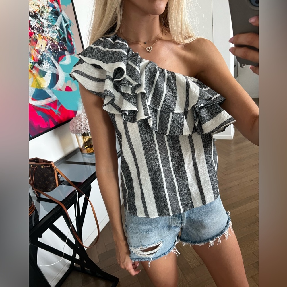 Misa one shoulder top
